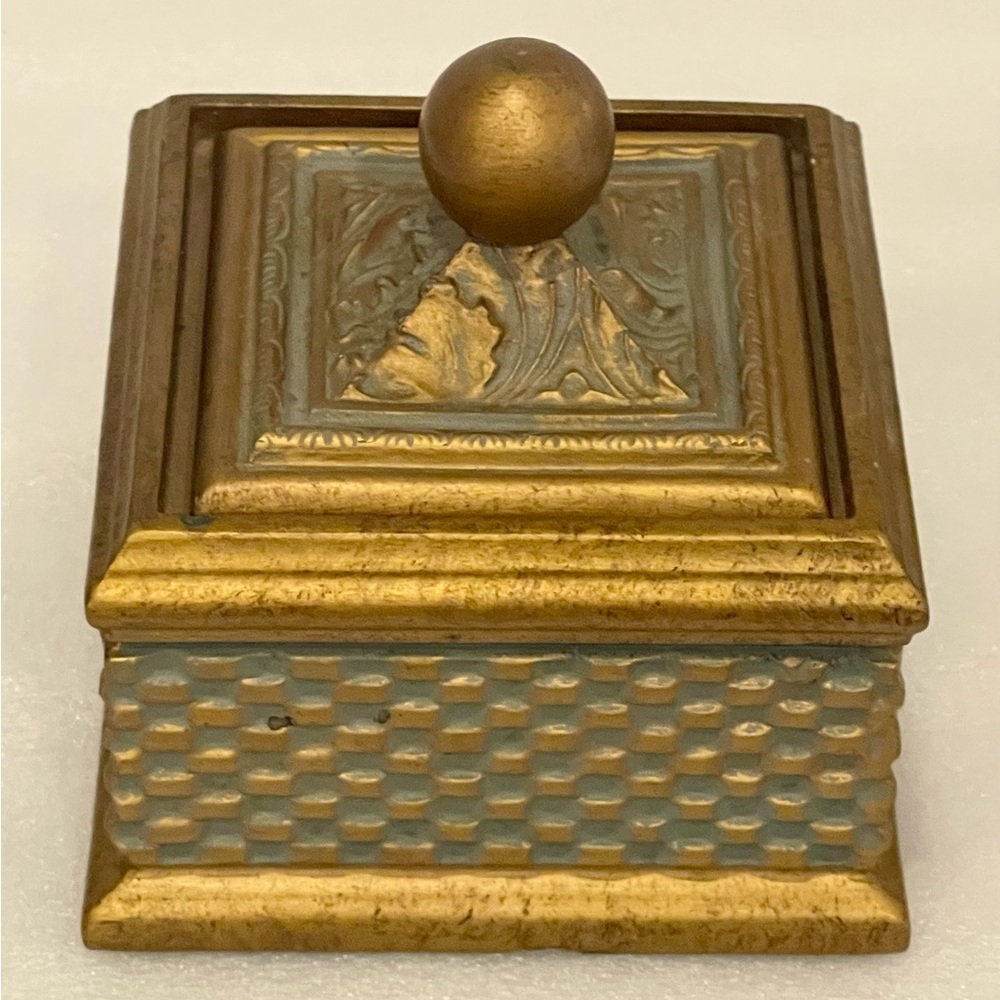Vintage Weave Design Trinket Box With Lid  Decorative Heavy Box 5.5"